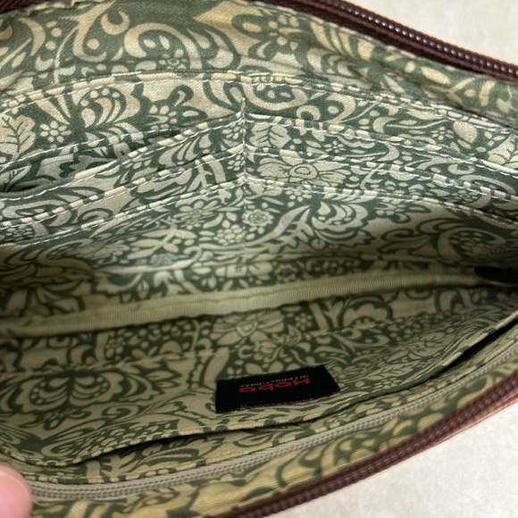 Hobo Clutch Wallet - Picture 4 of 4